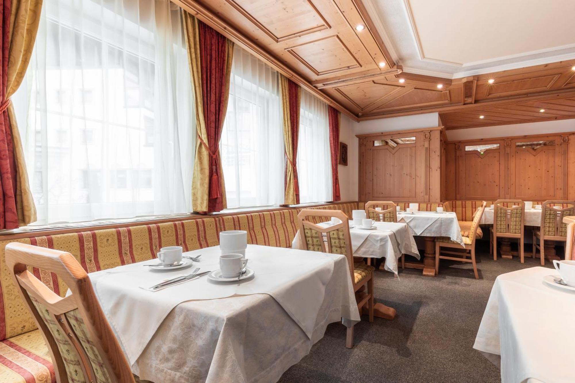 Schmid Rooms & Apartments Ишгъл Екстериор снимка