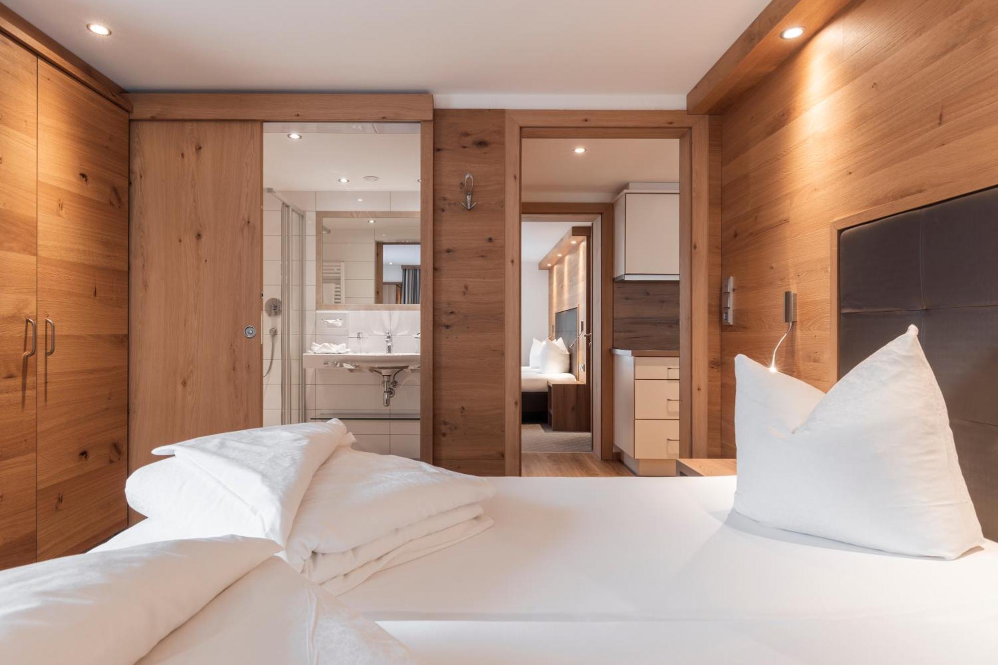 Schmid Rooms & Apartments Ишгъл Екстериор снимка