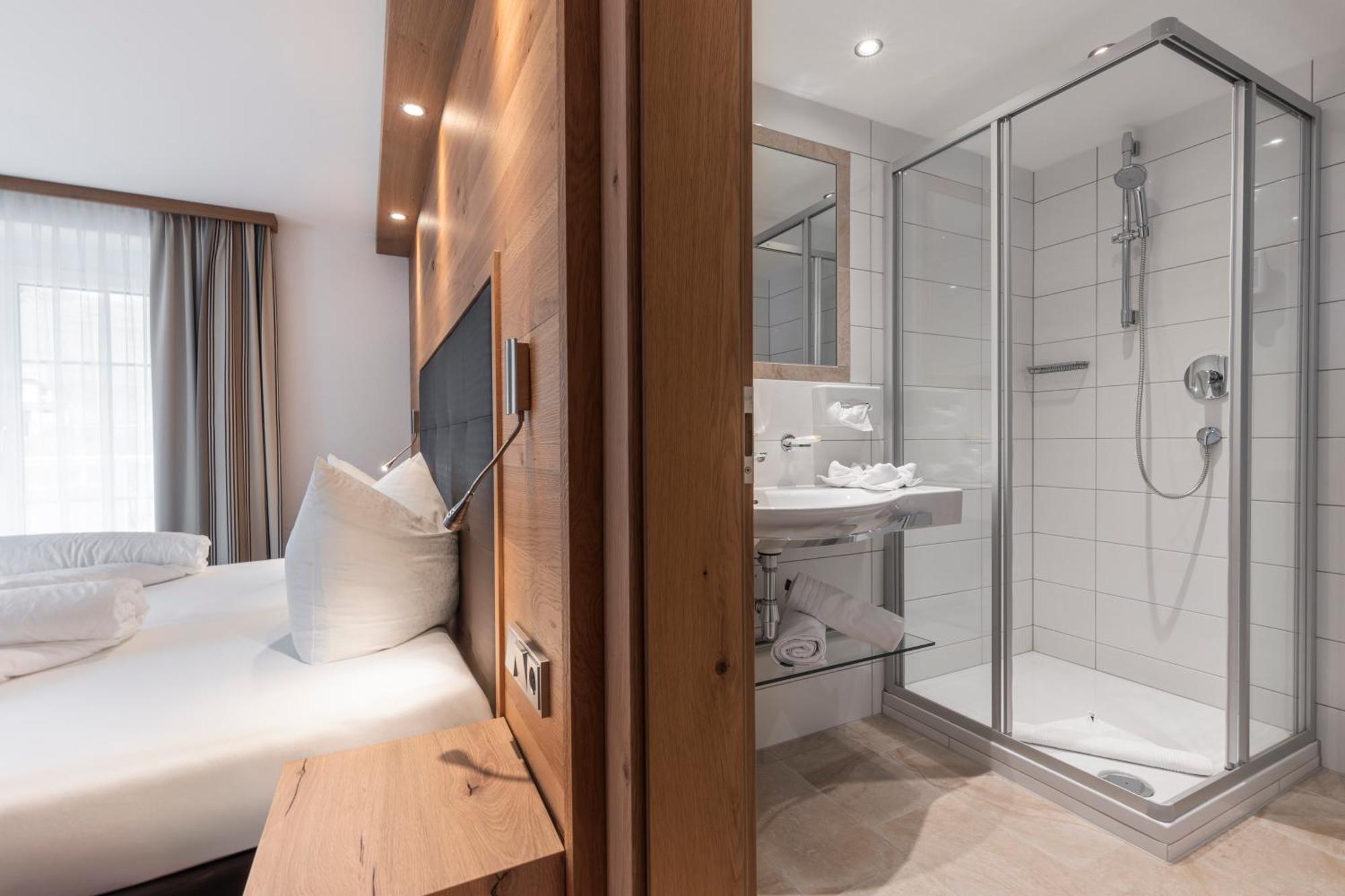 Schmid Rooms & Apartments Ишгъл Екстериор снимка