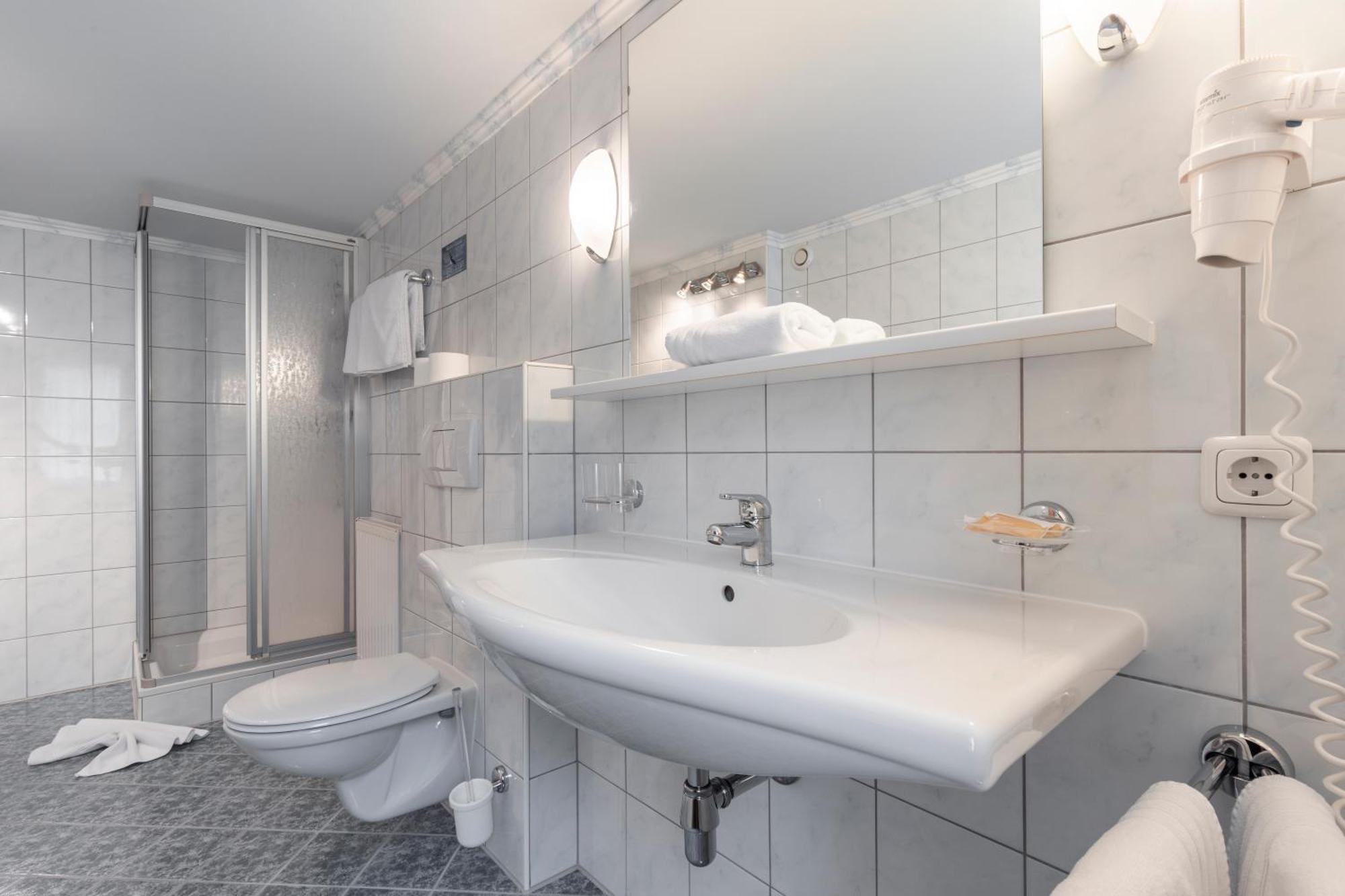 Schmid Rooms & Apartments Ишгъл Екстериор снимка